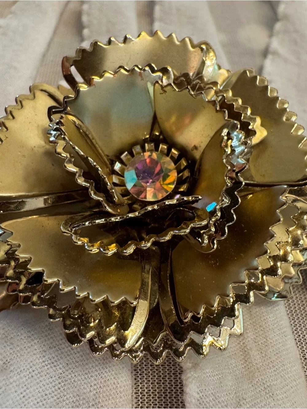 Large Vintage 50s Gold Tone Layered Floral Carnation Brooch Pin Aurora Borealis